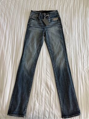 NWT Buckle Straight Leg Jeans